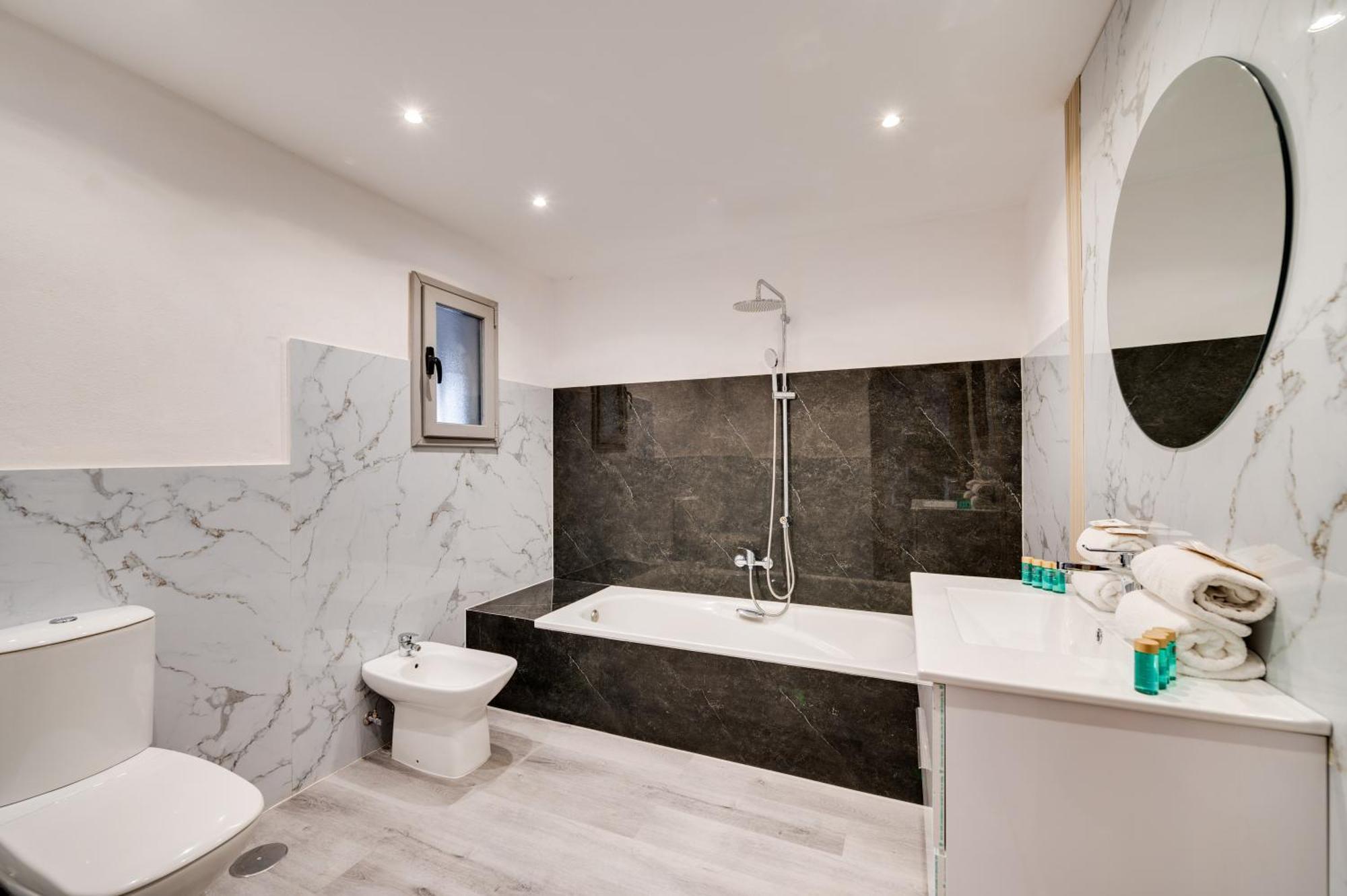 Apartamento Vacation Marbella I Stylish 5Bdr Penthouse, Sea And Marina View Exterior foto